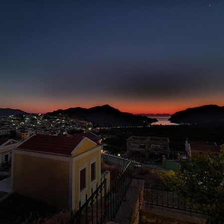 Symi Sunshine Apartment Extérieur photo